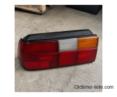 BMW E30 Original Heckleuchte Links